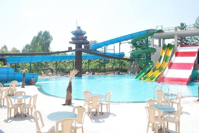 Kangs Nirvana Resorts And Spa Mahalpur Exterior foto